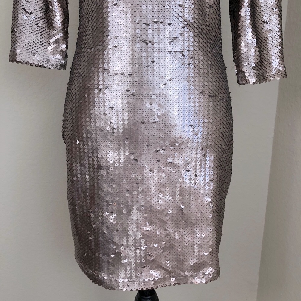 BB Dakota Gold All Over Sequin Party Dress M - Picture 5 of 9